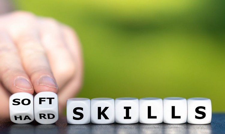 Como a Combinação de Testes Hard e Soft Skills Otimiza o Recrutamento e Seleção